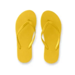 Comode infradito con suola in PE e cinturino in PVC