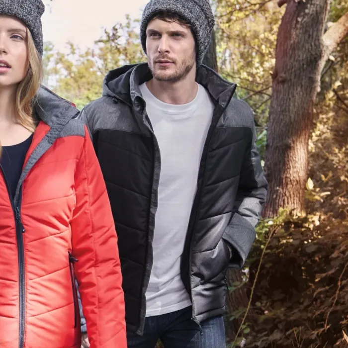 Giacca Invernale Uomo, antivento, cappuccio e tasche zip