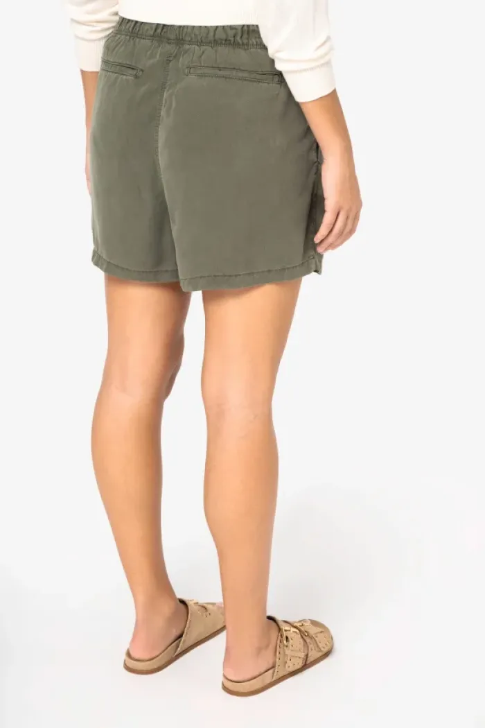 Short donna ecosostenibili slavati in lyocell