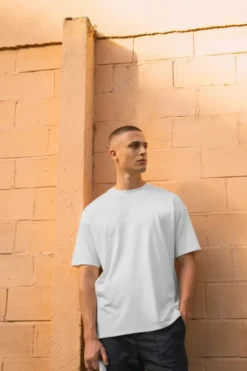 T-shirt uomo oversize ecosostenibile