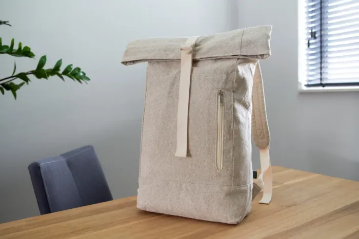 Zaino margarete | canapa | chiusura arrotolabile | 24 l